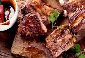 Costilla de cerdo con BBQ